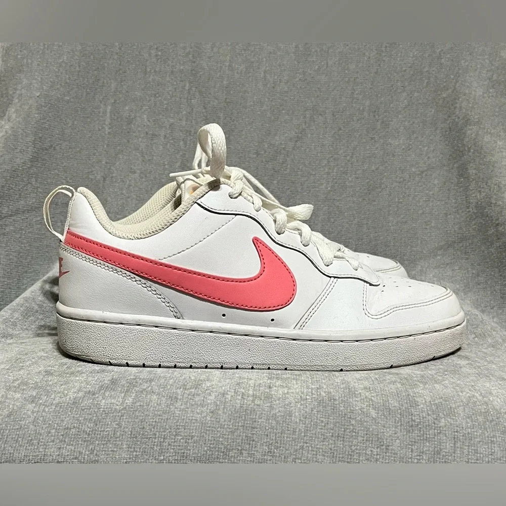 Nike Kids White and‎ Pink Sneakers